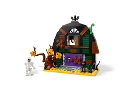 LEGO HALLOWEENOWA STODOŁA SZKIELET NIETOPERZ FIGURKI 205 EL. 40721