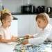 PUZZLE 300 ELEMENTÓW HELLO KITTY CUKIERKOWY ŚWIAT UKŁADANKA 23031 TREFL