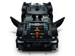 LEGO TECHNIC BATMAN BATMOBIL SAMOCHÓD WYŚCIGÓWKA KLOCKI DC 42127 ŚWIATŁO