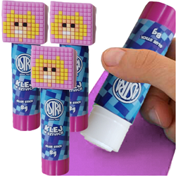 KLEJ W SZTYFCIE ASTRA SZKOLNY 8G WYDAJNY MOCNY Z FIGURKĄ PIXEL ONE - 3 szt.