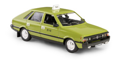 SAMOCHÓD FSO POLONEZ BOREWICZ AUTO TAXI 2110 PRL METAL 1:43 ZIELONY