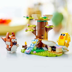 LEGO WIOSENNY PLAC ZABAW DLA ZWIERZĄTEK WIEWIÓRKA PTASZEK 172 EL. 40709