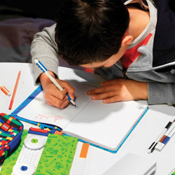 LEGO DŁUGOPISY ŻELOWE Z ELEMENTAMI KLOCKÓW CZERWONY NIEBIESKI CZARNY 3 szt.