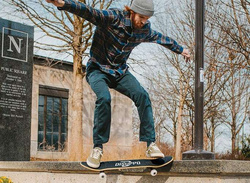 DESKOROLKA WYCZYNOWA DISUPPO 150KG POKROWIEC SKATE
