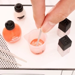 MINIVERSE MAKE IT MINI MAKEUP KOSMETYKI KULA NIESPODZIANKA TOALETKA MGA