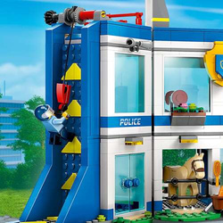 LEGO CITY AKADEMIA POLICYJNA Z TYROLKĄ POSTERUNEK QUAD 60372 KLOCKI FIGURKI