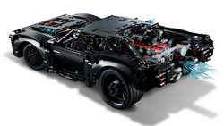 LEGO TECHNIC BATMAN BATMOBIL SAMOCHÓD WYŚCIGÓWKA KLOCKI DC 42127 ŚWIATŁO