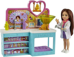 BARBIE CHELSEA LALKA WETERYNARZ GABINET PIESKI FIGURKI LEGOWISKO DRAPAK