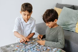 PUZZLE MARVEL AVENGERS 300 ELEMENTÓW HULK IRONMAN THOR 23000 TREFL