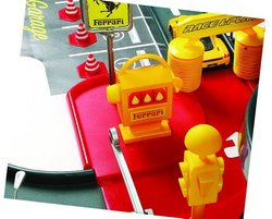 BBURAGO FERRARI RACE PLAY GARAŻ PARKING AUTA 1:43