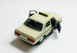SAMOCHÓD METALOWY WELLY 1:34 - MERCEDES BENZ W123