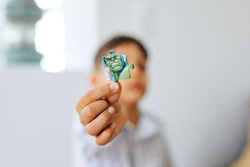 PUZZLE MARVEL AVENGERS 300 ELEMENTÓW HULK IRONMAN THOR 23000 TREFL