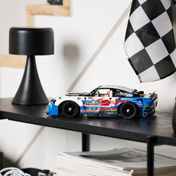 LEGO TECHNIC CHEVROLET CAMARO ZL1 NASCAR V8 SAMOCHÓD WYŚCIGOWY 42153