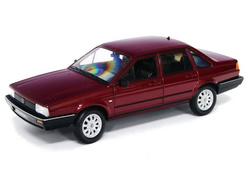 AUTO METALOWE WELLY 1:34 - VOLKSWAGEN SANTANA