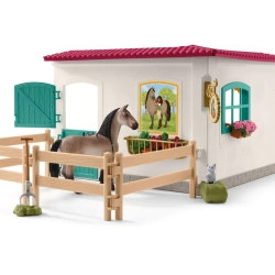 SCHLEICH HORSE CLUB KOŃ KONIK SIODLARNIA STAJENNY FIGURKI AKCESORIA 42591