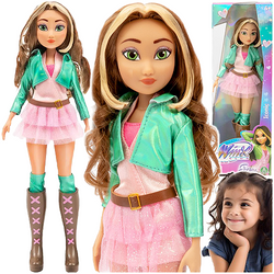 LALKA WINX CLUB ICONIC FLORA WRÓŻKA 26 cm DŁUGIE BRĄZOWE WŁOSY PASEMKA