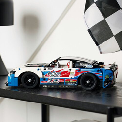 LEGO TECHNIC CHEVROLET CAMARO ZL1 NASCAR V8 SAMOCHÓD WYŚCIGOWY 42153
