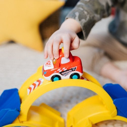 TUT TUT AUTKA TOR DIABELSKA PĘTLA 360° WYRZUTNIA SAMOCHODÓW PIOSENKI VTECH