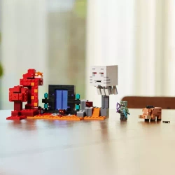 LEGO MINECRAFT ZASADZKA W PORTALU DO NETHERU KLOCKI FIGURKI 352 EL. 21255
