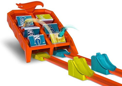 HOT WHEELS ACTION WYRZUTNIA SKOK DO CELU MATTEL