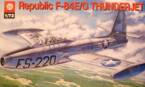 MODEL DO SKLEJANIA SAMOLOT REPUBLIC F-84E/G THUNDERJET 1:72 PLASTYK