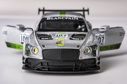 BENTLEY CONTINENTAL GT3 2019 LM SAMOCHÓD METALOWY ŚWIATŁO DŹWIĘK NAPĘD 1:32