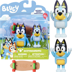 BLUEY FIGURKI 2-PAK PIESKI BLUEY I TATA BANDIT JAZDA NA DESKOROLCE