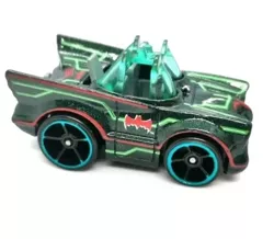 HOT WHEELS CLASSIC TV SERIES BATMOBILE BATMAN SAMOCHODZIK MATTEL HKJ72