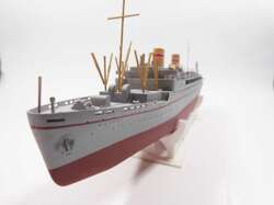 MODEL DO SKLEJANIA STATEK PASAŻERSKO-DROBNICOWY M/S BATORY 1:500 MIRAGE