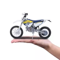 MOTOCYKL HUSQVARNA FE 501 ŚCIGACZ MOTOR MODEL KOLEKCJONERSKI 1:12 