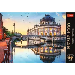 PUZZLE 1000 ELEMENTÓW PREMIUM PLUS MUZEUM BODE BERLIN NIEMCY 10812 TREFL